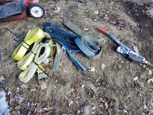 lot 169 image: Winch & Trailer Straps