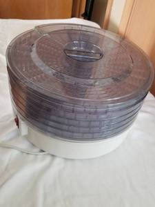 lot 126 image: Mr. Coffee Food Dehydrator