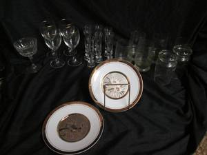 lot 41 image: Set of Glasses and Decorative Plate...