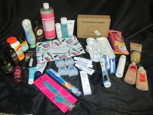 lot 13 image: Health & Beauty Lot, Oral B Toothbr...