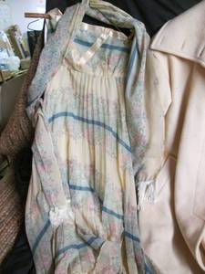 lot 96 image: Vintage Womans Clothing (Sundress ...