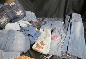 lot 105 image: Box of Girls Jeans & Shorts (3T, 4T...