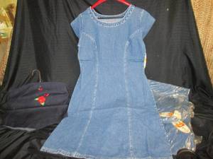 lot 112 image: 6pc. Ladies Denim Dresses (Size L)...