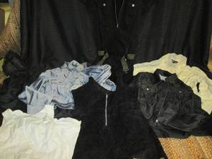 lot 118 image: Juniors Clothing Size M Some Imper...