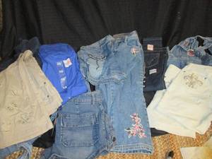 lot 120 image: Girls Shorts, Jeans, Overalls (Size...