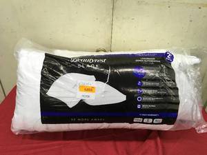 lot 183 image: Beautyrest Black King 2 Pk, Retail $21.99