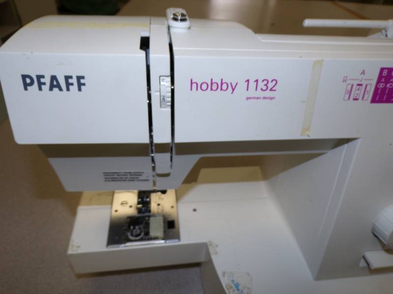 PFAFF hobby 1132 Sewing Machine | Advanced Sales Perham Public Schools  Auction #276 | K-BID