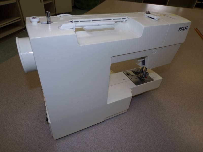 PFAFF hobby 1132 Sewing Machine | Advanced Sales Perham Public Schools  Auction #276 | K-BID