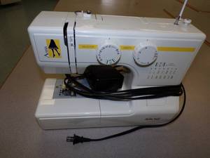 lot 22 image: Ana Baby Lock Sewing Machine