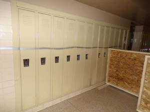 lot 79 image: Wall of Metal Student Lockers