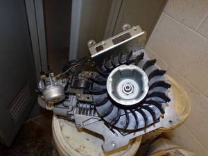 lot 120 image: Kohler Courage XT-7 Motor,  used by classroom may or may not run or be complete