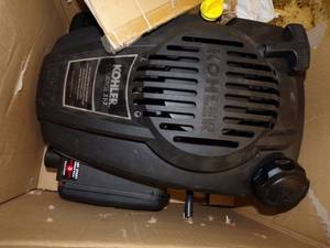lot 121 image: Kohler Courage XT-7 Motor, Part