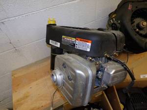 lot 134 image: Gas Motor,  used by classroom may or may not run or be complete