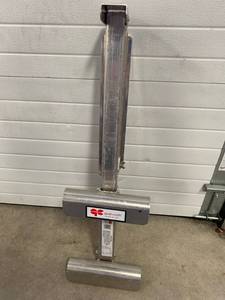 lot 18 image: Qualcraft Ladder Jack ($69 online)