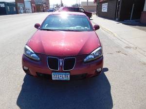 lot 3 image: 2007 Pontiac Grand Prix