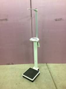 lot 23 image: Scale
