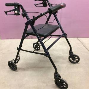 lot 32 image: MSRP $200&nbspCAREX ROLLING WALKER - Excellent Condition - No Storage Bag