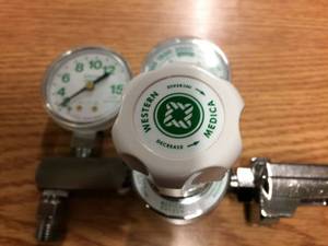 lot 59 image: Medica Oxygen Regulator and Gauge