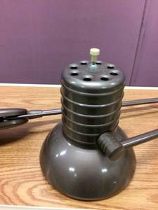 lot 60 image: Retails Used $250 DAZOR 794A Retro Industrial Chic Floating Adjustible&nbspWALL MOUNT&nbspMedical Exam Light - GREAT WORKING CONDITION