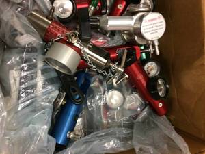 lot 63 image: Huge Lot Of Working Oxygen Regulators