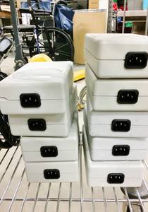 lot 70 image: LOT OF 9&nbspSPACELABS MEDICAL MW100 AC ADAPTER 18V 4.25A ELECTRO MEDICAL POWER SUPPLY 119 025 01 REV C - EXCELLENT WORKING CONDITION - SELLING USED AT LEAST $50 EACH