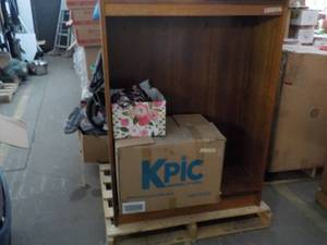 Pallet of Unclaimed Merchandise...