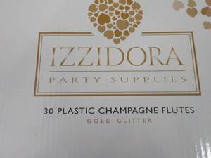 Izzidora Case of 30 Plastic Champag...