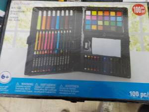 100 pc Art Set...