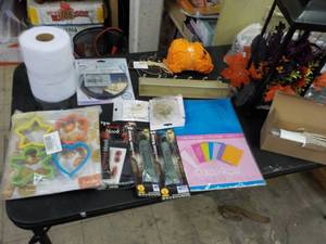 Pillow Cases, Home Dcor, Wastebas...