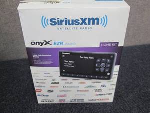 SiriusXM onyXEZR Radio with Home Ki...