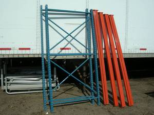lot 43 image: 4 x 8 x 8 Steel King Pallet Racking