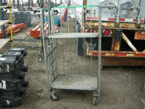 lot 50 image: Cannon Transportation Cart