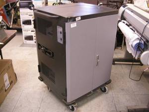 lot 93 image: V7 Charge Cart for Chromebook-laptops