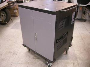 lot 96 image: V7 Charge Cart for Chromebook-laptops