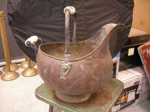 lot 111 image: Antique Copper Coal ScuttleBucket