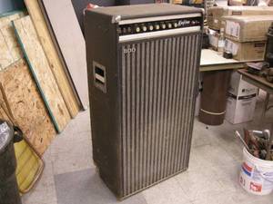 lot 122 image: Vintage Kasino 200 Amplifier-Speaker