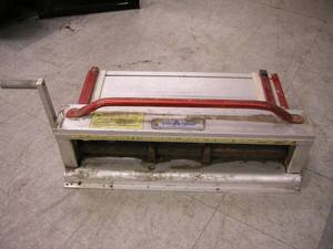 lot 136 image: Van Mark Trim-A-Slitter