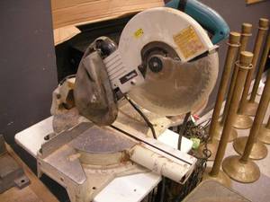 lot 145 image: Makita Miter Saw