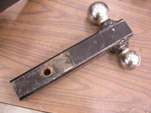 lot 199 image: 2 Ball Receiver Hitch