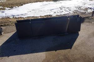 lot 23 image: Brand New Universal Mount Bobcat Skid Loader Skid Steer 80 Snow Bucket