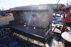 lot 32 image: Stainless Steel Commercial Gas Stove BedStand