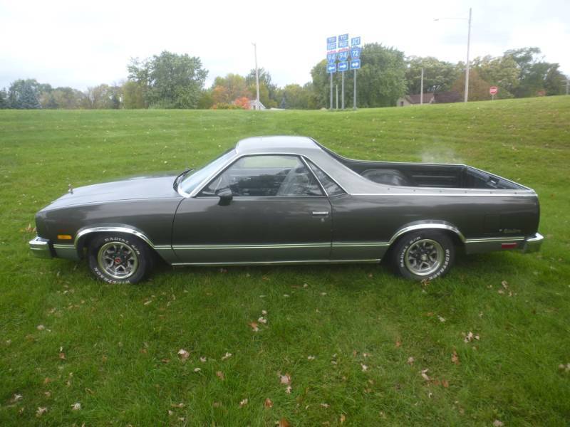 lot 5 image: 1983 GMC Caballero