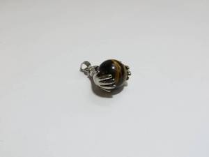 lot 10 image: 18KGP Brown Pendant