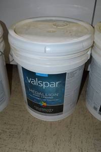 lot 1331 image: 5 Gallon Valspar Medallion Paint & Primer  Flat Interior  1400 White, Tintable