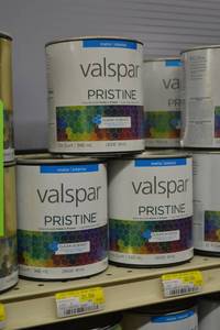 lot 1339 image: (3) Valspar Pristine Quarts  Matte Interior  18500 White, Tintable