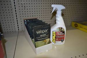 lot 1379 image: (7) Valspar Anti-Skid Floor Texture Additive & Zinsser JOMAX Mold Killer & Deodorizer