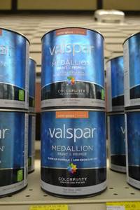 lot 1466 image: (4) 1 Quart Valspar Medallion Paint & Primer, Interior  Semi-Gloss, Tint Base 2402, Must Be Tinted