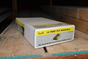 lot 2868 image: Apollo PEX 12 Port Manifold 34 to 1 Inlets and 12 Outlets