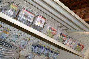 lot 2895 image: (8) Cooper and Red Dot Weatherproof Outdoor Outlet Covers
