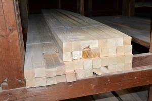lot 2915 image: (40) Pine 2x2x8 Boards